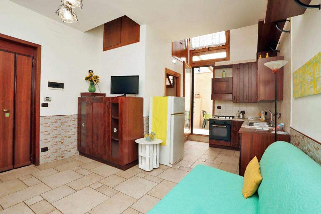 City Cottage バーリ エクステリア 写真